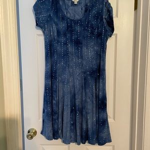 This cute dress is two tone blue dress with vertical sequin stripes